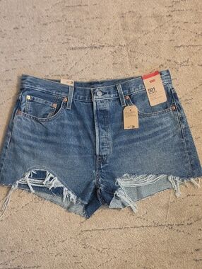 Levi's 501 Original High-Rise Distressed Hem Shorts. Size 34, NWT